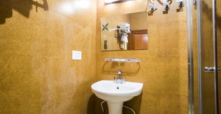 Hotel Deodar Villa Dharamshala Esterno foto