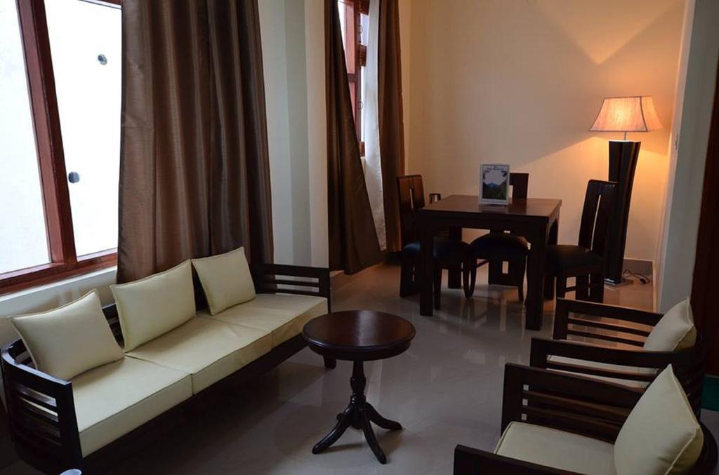 Hotel Deodar Villa Dharamshala Camera foto