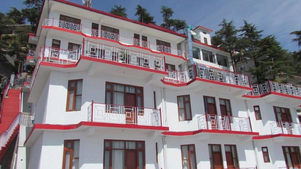 Hotel Deodar Villa Dharamshala Esterno foto